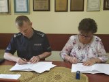 Podpisanie Listu intencyjnego przez Komendanta Powiatowego Policji w Bielsku Podlaskim i Dyrektor SP ZOZ w Bielsku Podlaskim.