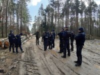 Spotkanie leśników z policjantami