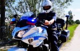 Policjanci na motocyklu policyjnym