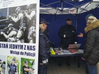 Stoisko profilaktyczne podczas ślubowania WOT