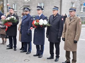 Policjanci podczas uroczystości obchodów Święta Niepodległości.