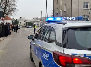 Policjanci podczas uroczystości obchodów Święta Niepodległości.