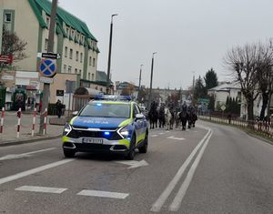 Policjanci podczas uroczystości obchodów Święta Niepodległości.