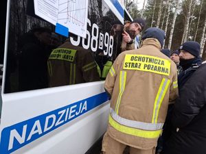 Policjanci biorą udział w ćwiczeniach dowódczo - sztabowych.