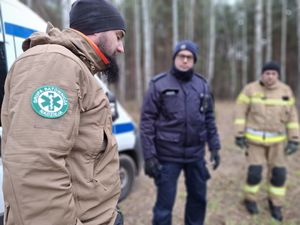 Policjanci biorą udział w ćwiczeniach dowódczo - sztabowych.