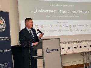Policjanci zainaugurowali projekt Uniwersytet Bezpiecznego Seniora.