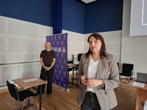 Policjanci spotkali się z młodzieżą.
