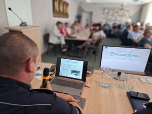 Policjanci spotkali się z mieszkańcami Wyszek.
