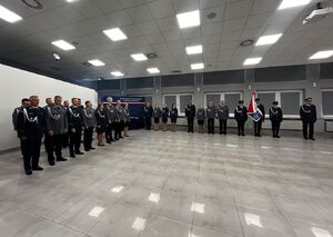 Policjanci podczas uroczystości z okazji święta policji.