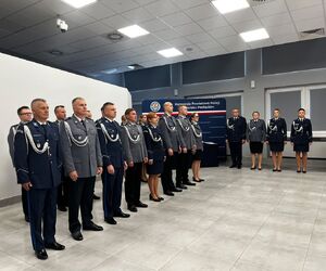 Policjanci podczas uroczystości z okazji święta policji.