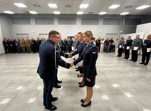 Policjanci podczas uroczystości z okazji święta policji.