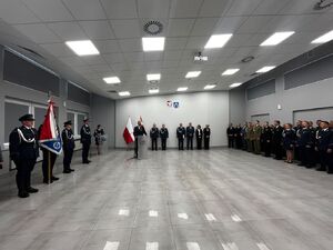 Policjanci podczas uroczystości z okazji święta policji.