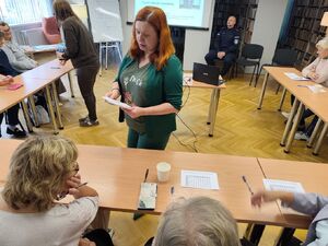 Policjanci spotkali się  z seniorami.